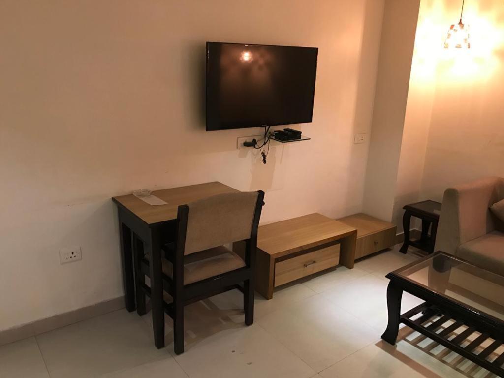 Hotel City Square Hisār Buitenkant foto